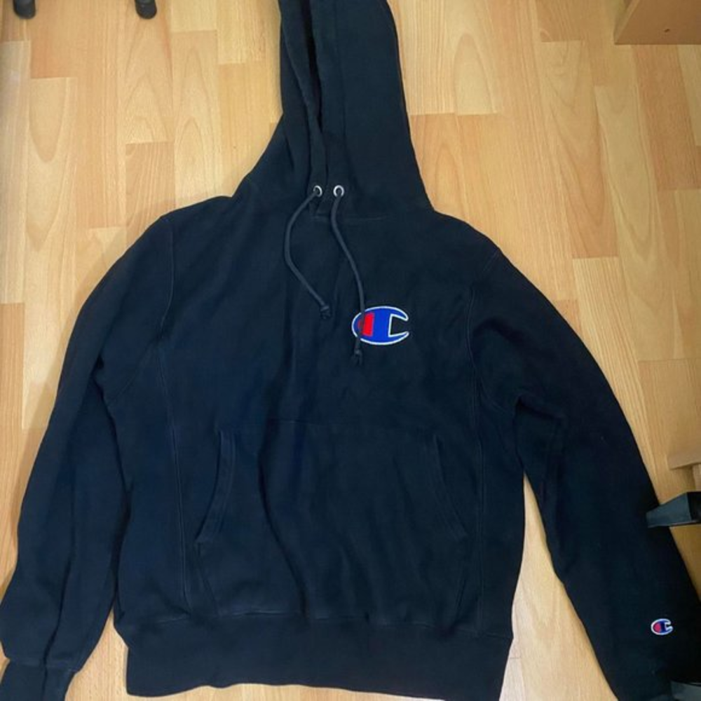 men champion reverse weave- black-size small- LIKE NEW - Picture 1 of 3